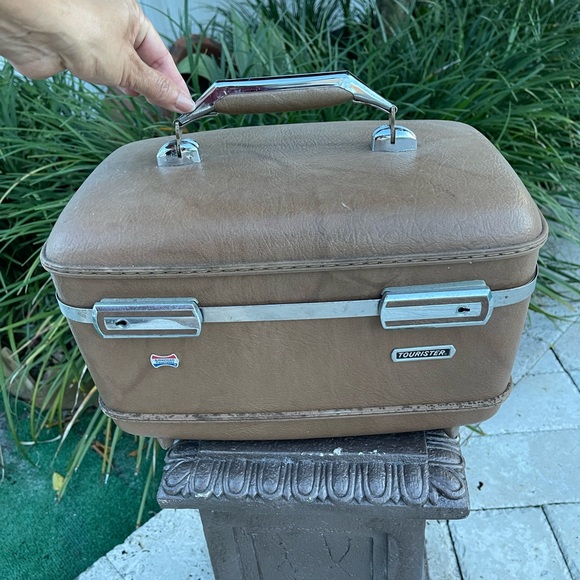 Vintage Travel Case. - Picture 4 of 10